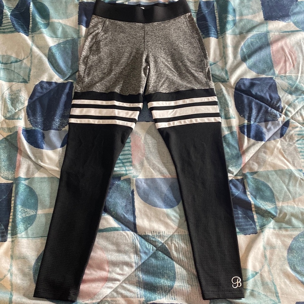 BOMBSHELL LEGGINGS